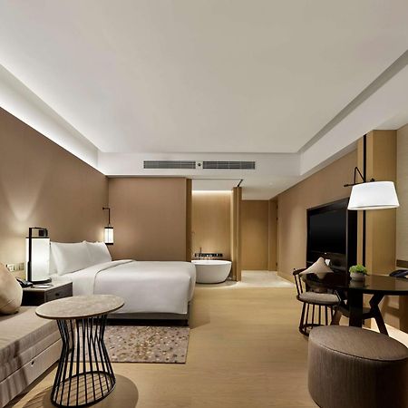 Hilton Shanghai Songjiang Guangfulin 외부 사진