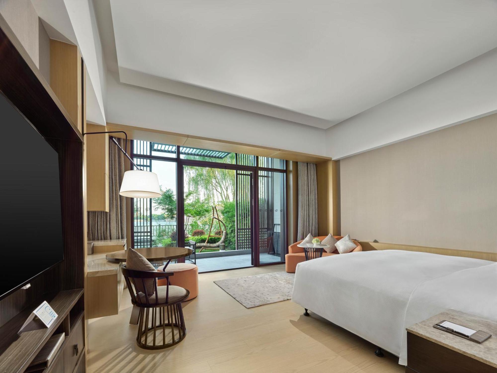 Hilton Shanghai Songjiang Guangfulin 외부 사진