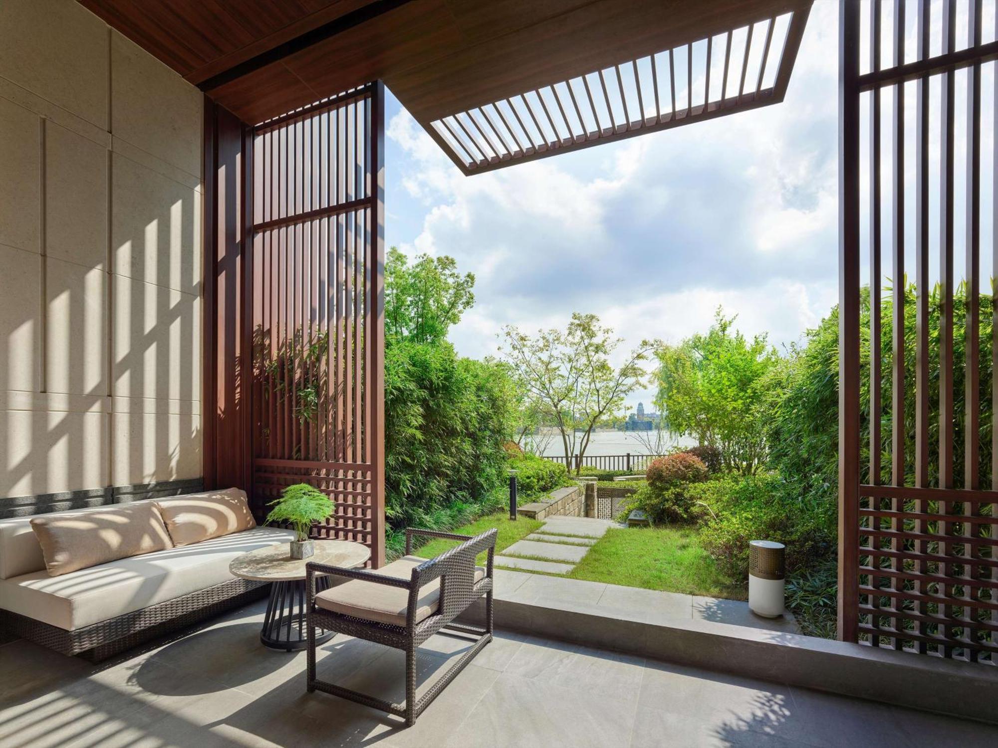 Hilton Shanghai Songjiang Guangfulin 외부 사진