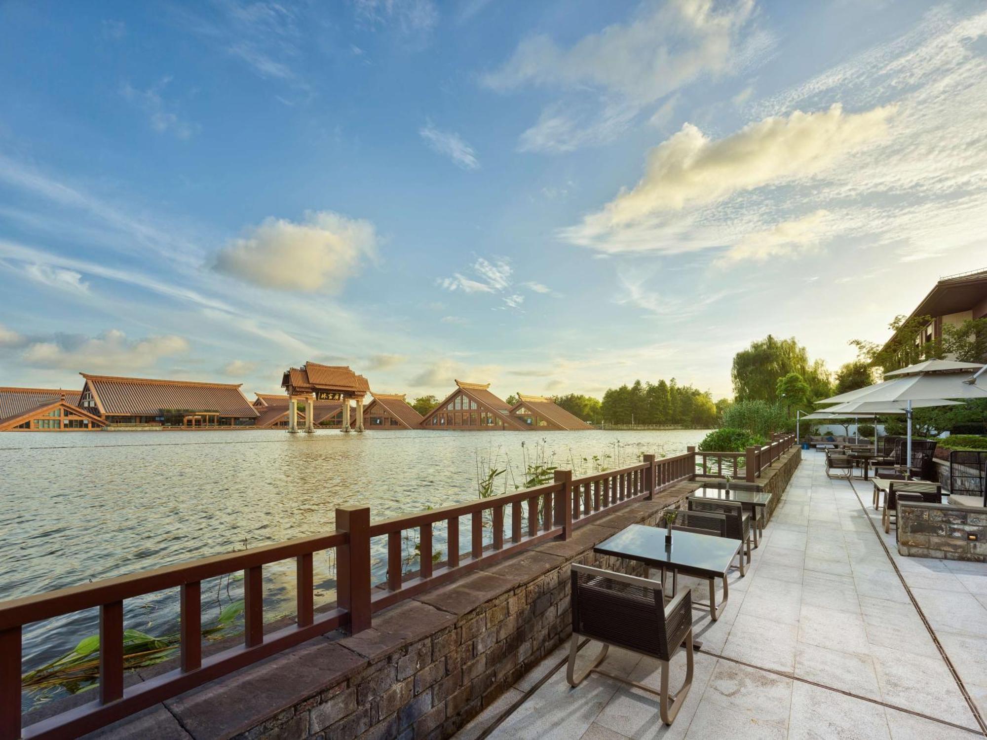 Hilton Shanghai Songjiang Guangfulin 외부 사진