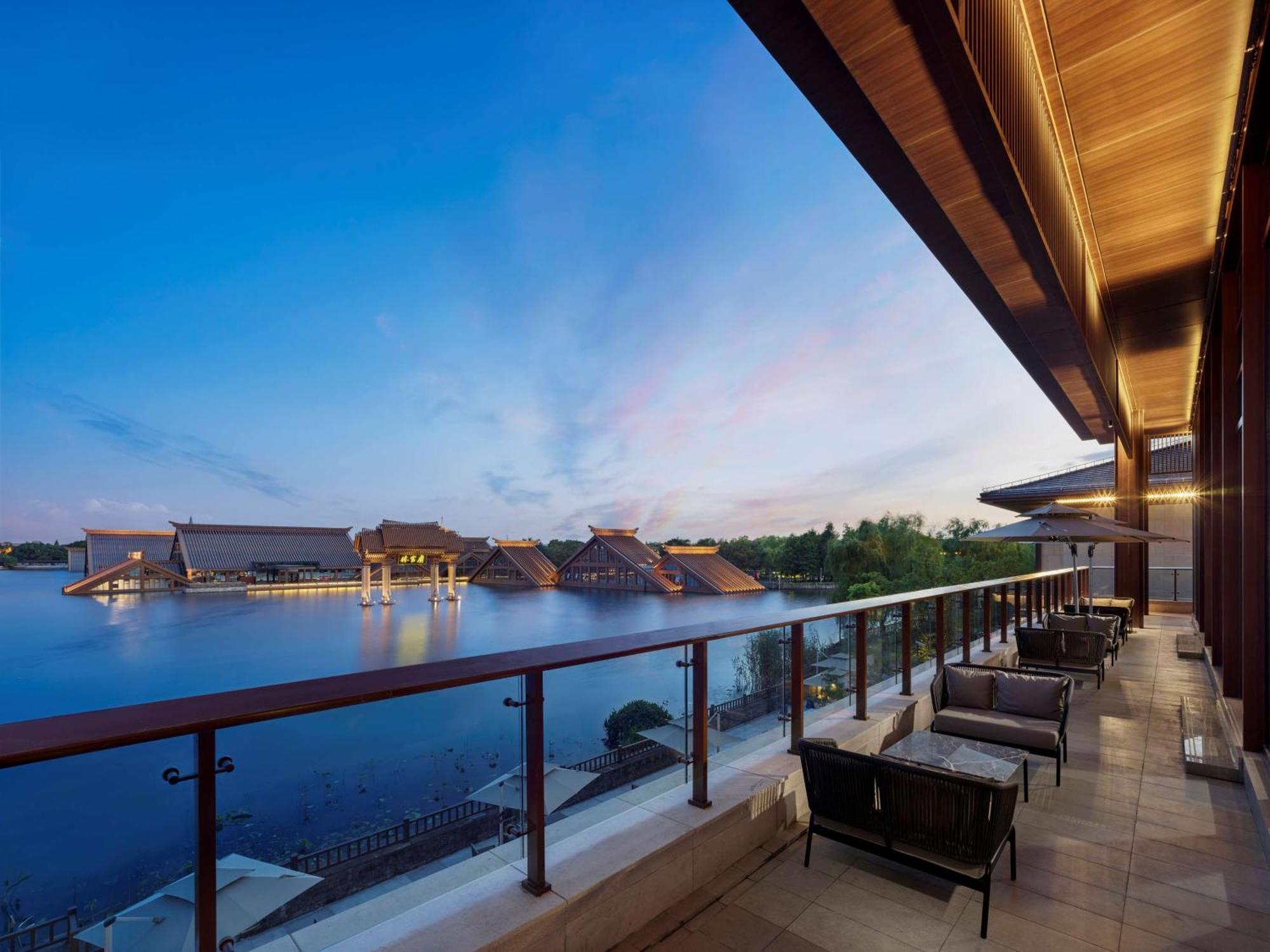 Hilton Shanghai Songjiang Guangfulin 외부 사진