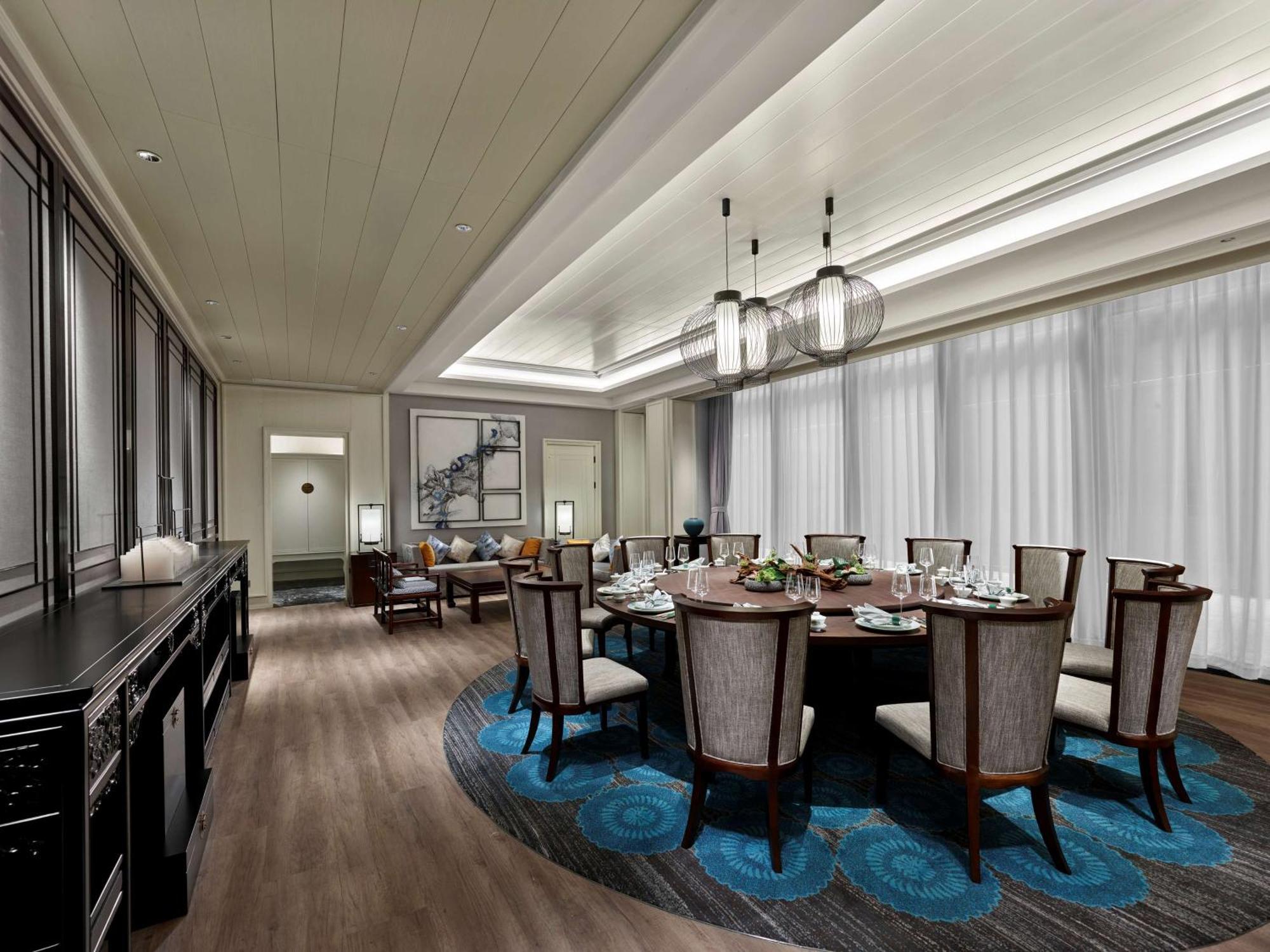Hilton Shanghai Songjiang Guangfulin 외부 사진