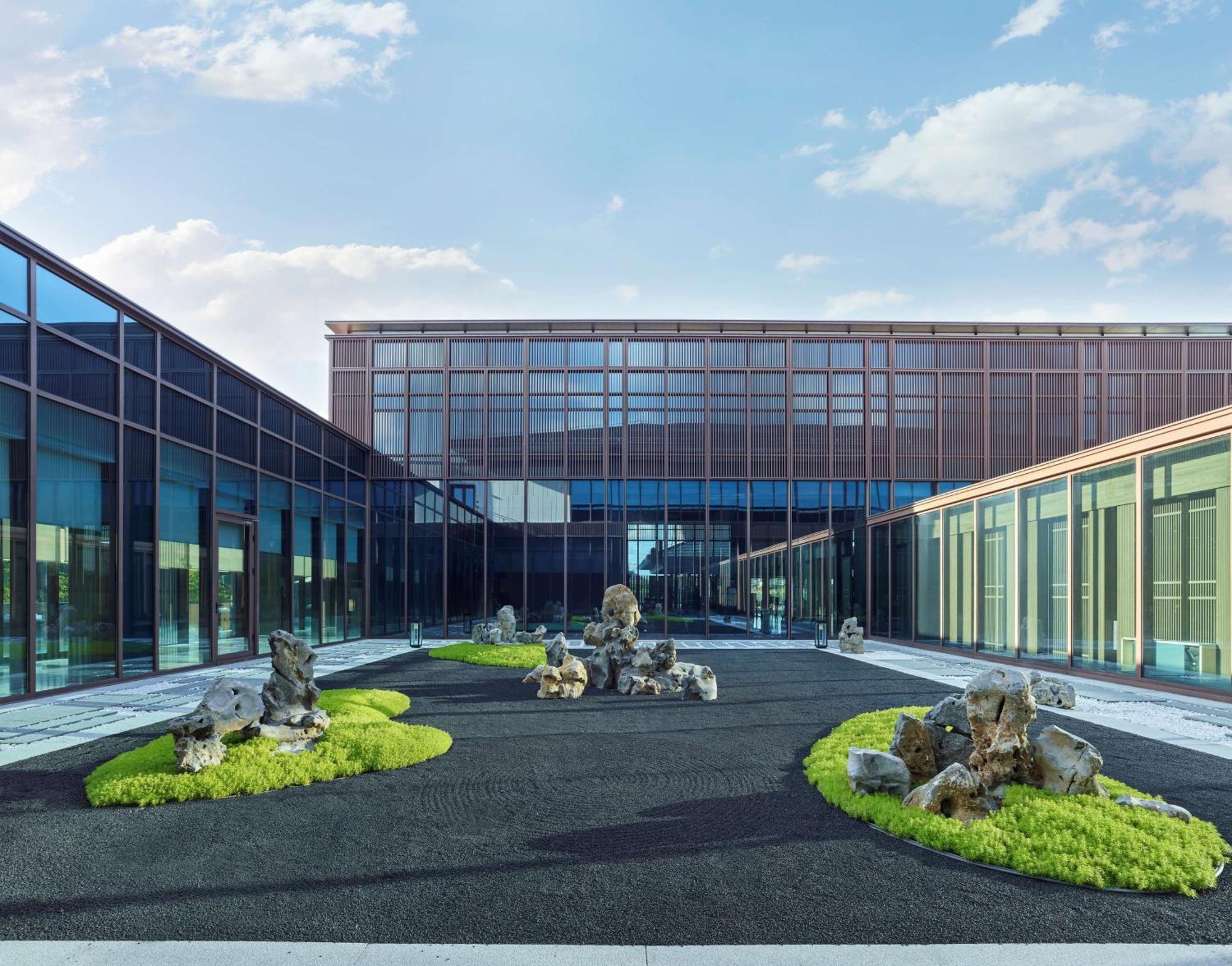 Hilton Shanghai Songjiang Guangfulin 외부 사진